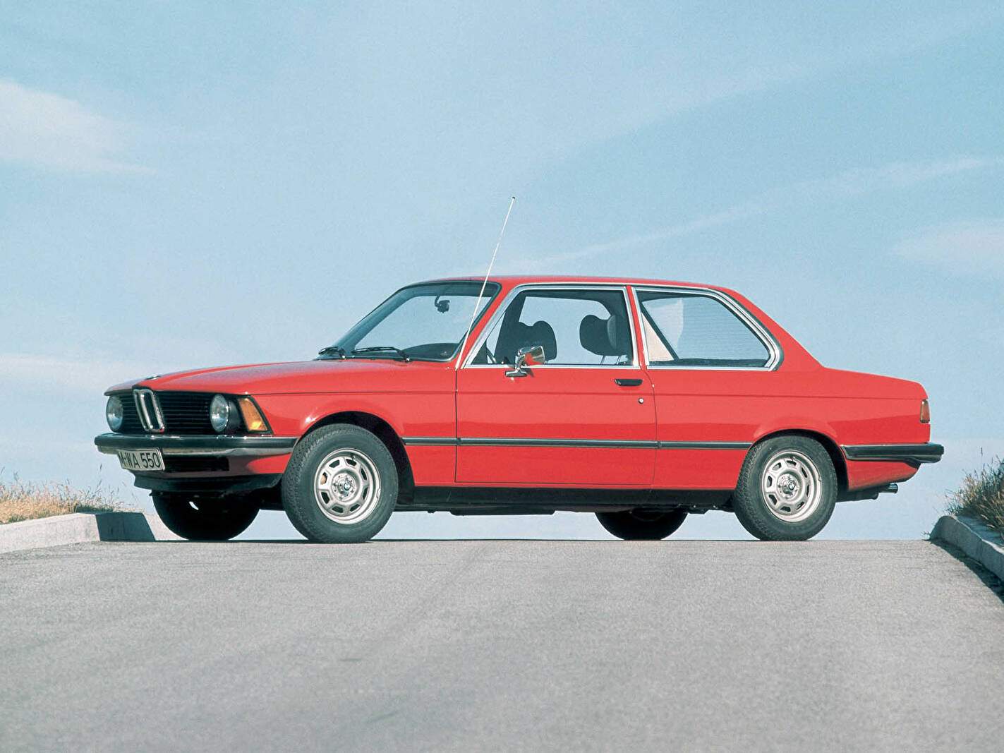 BMW 318 (E21) (1975-1980),  ajouté par bef00