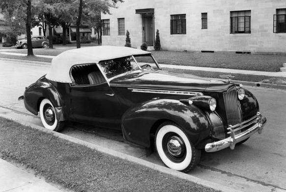 Packard 180 Darrin (1940-1942),  ajouté par bef00
