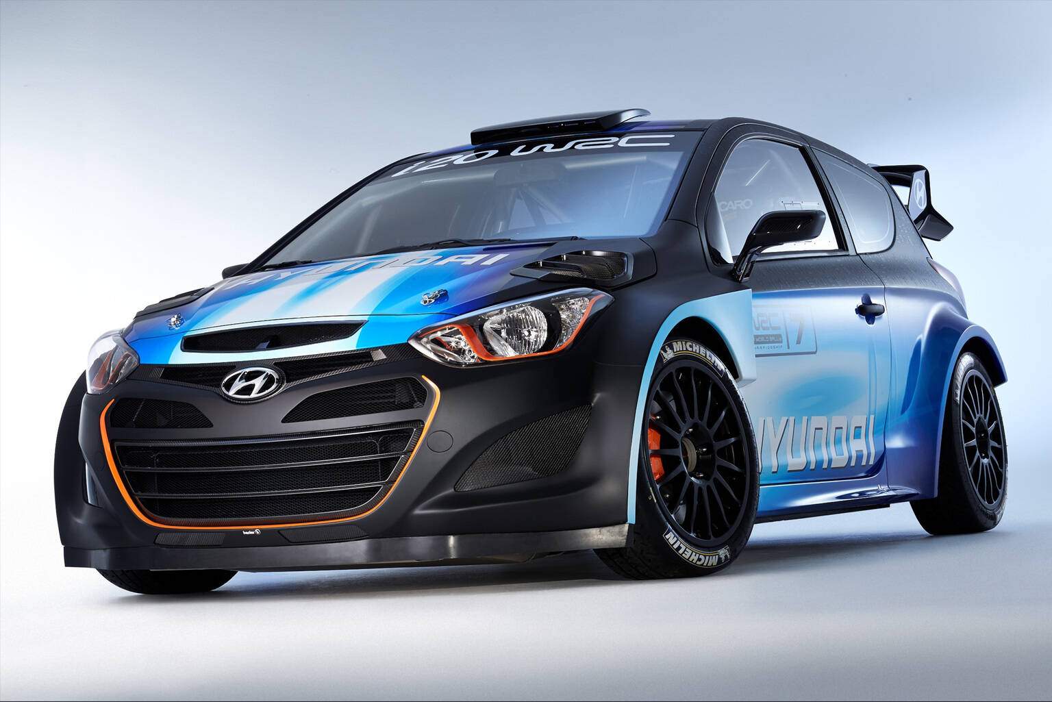 Hyundai i20 WRC (2013),  ajouté par fox58