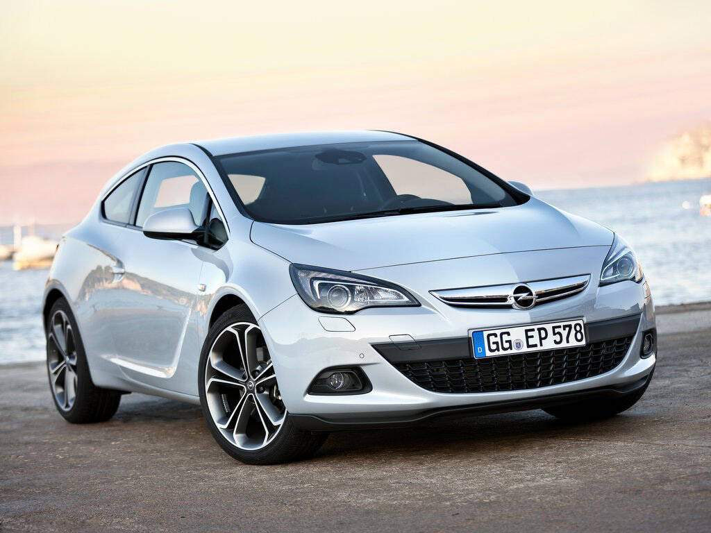 Opel Astra IV GTC 2.0 CDTi Biturbo 195 (J) (2012-2015),  ajouté par fox58