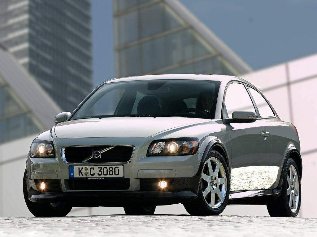 Volvo C30 2.0 D (2006-2010),  ajouté par fox58