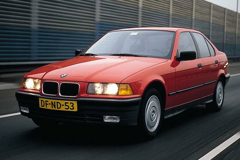 BMW 316i (E36) (1991-1993),  ajouté par fox58