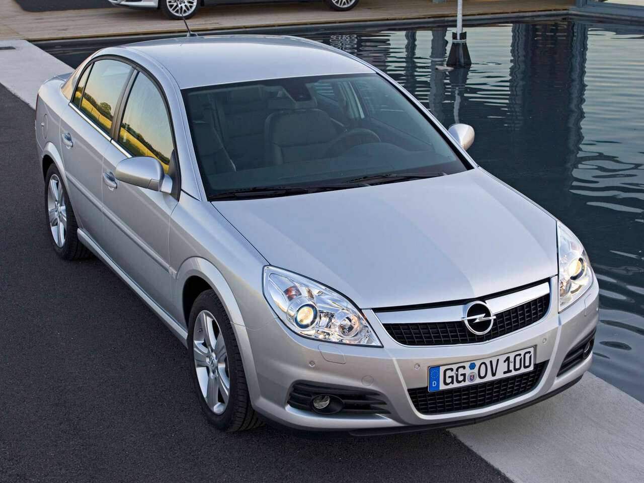 Opel Vectra III 2.2 (C) (2004-2007),  ajouté par fox58