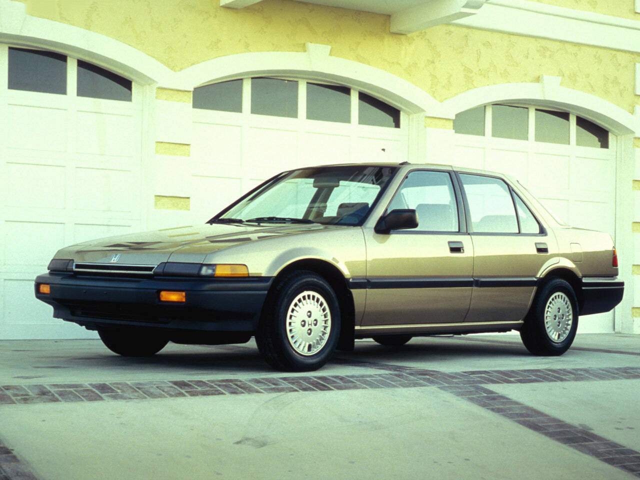 Honda Accord III Sedan 1.8 (1985-1989),  ajouté par fox58