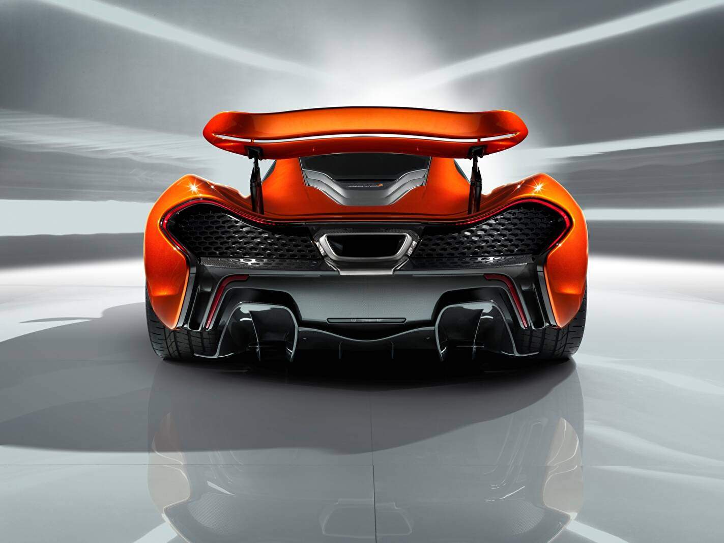 McLaren P1 (2013-2015),  ajouté par Raptor