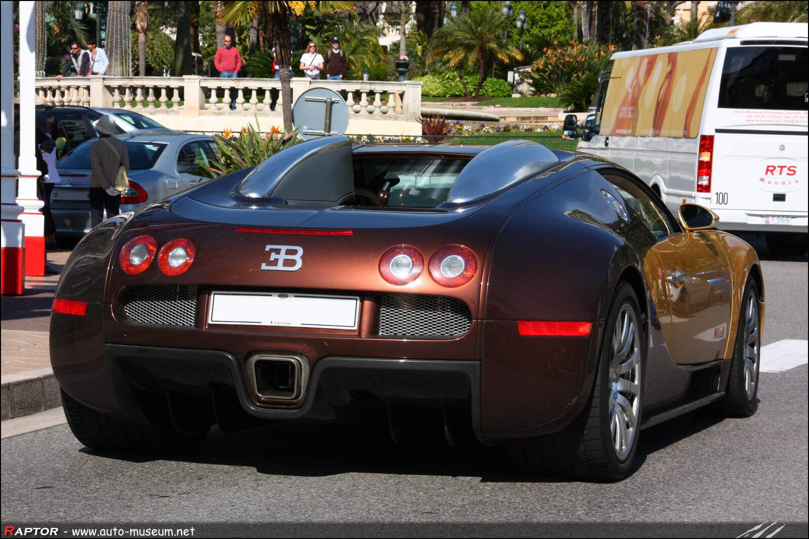 Bugatti EB 16.4 Veyron « Le Mans » (2009),  ajouté par Raptor
