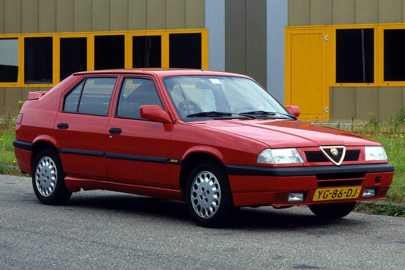 Alfa Romeo 33 1.7 16v (137 ch) (1990-1993),  ajouté par fox58