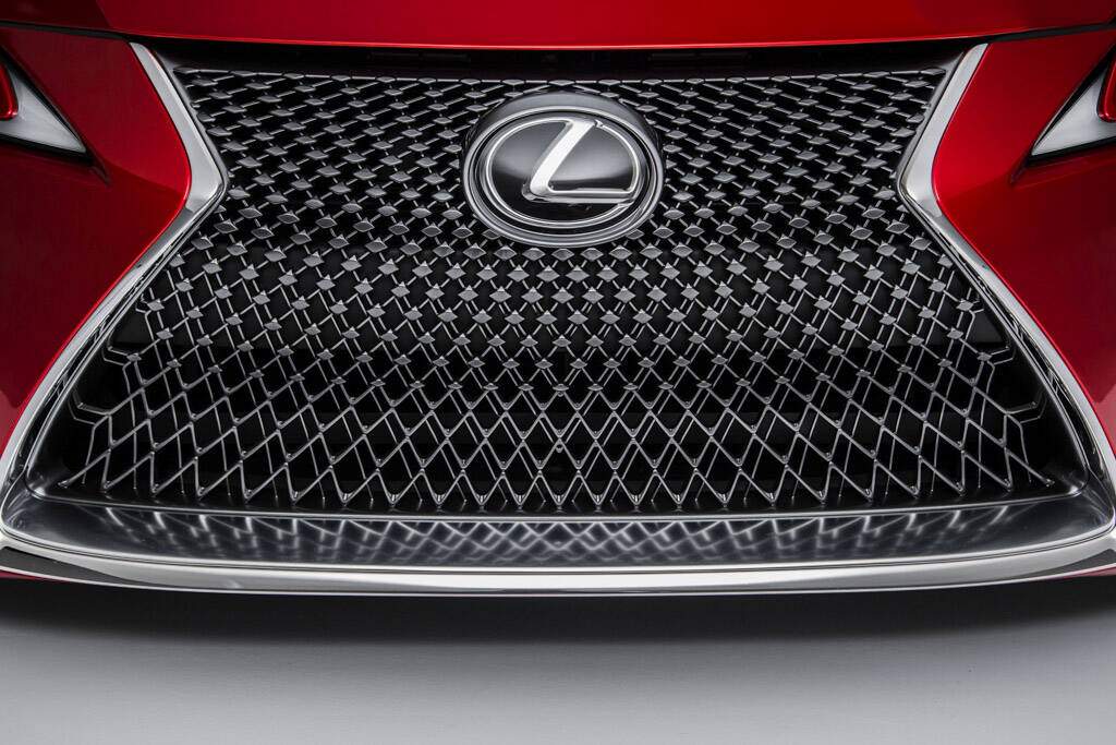 Lexus LC 500 (2016),  ajouté par fox58