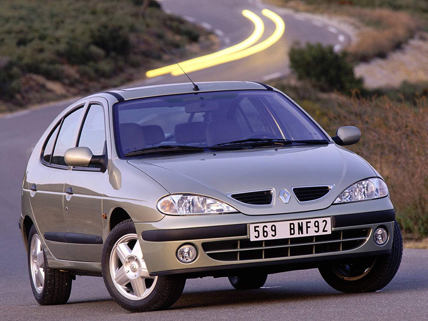 Renault Megane 1.9 dCi 100 (Typ BA) (2001-2003),  ajouté par fox58