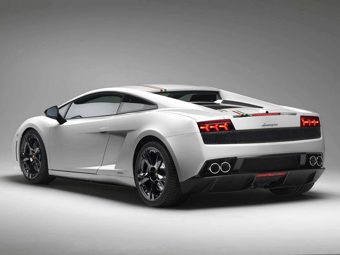 Lamborghini Gallardo LP550-2 « Tricolore » (2011),  ajouté par fox58