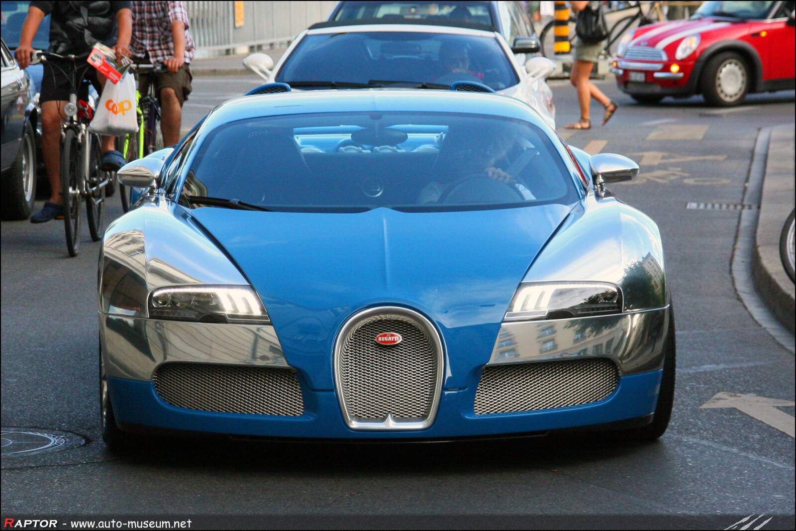 Bugatti EB 16.4 Veyron « Centenaire Edition » (2009),  ajouté par Raptor