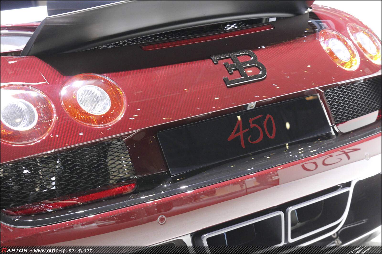 Bugatti EB 16.4 Veyron Grand Sport Vitesse « La Finale » (2015),  ajouté par Raptor