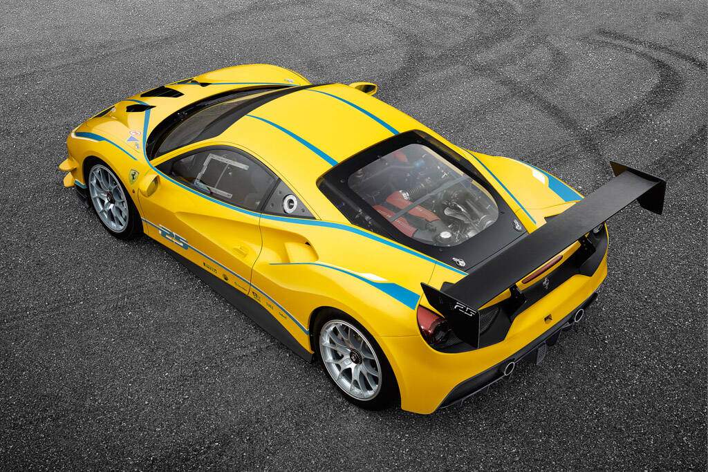 Ferrari 488 Challenge (2017),  ajouté par fox58