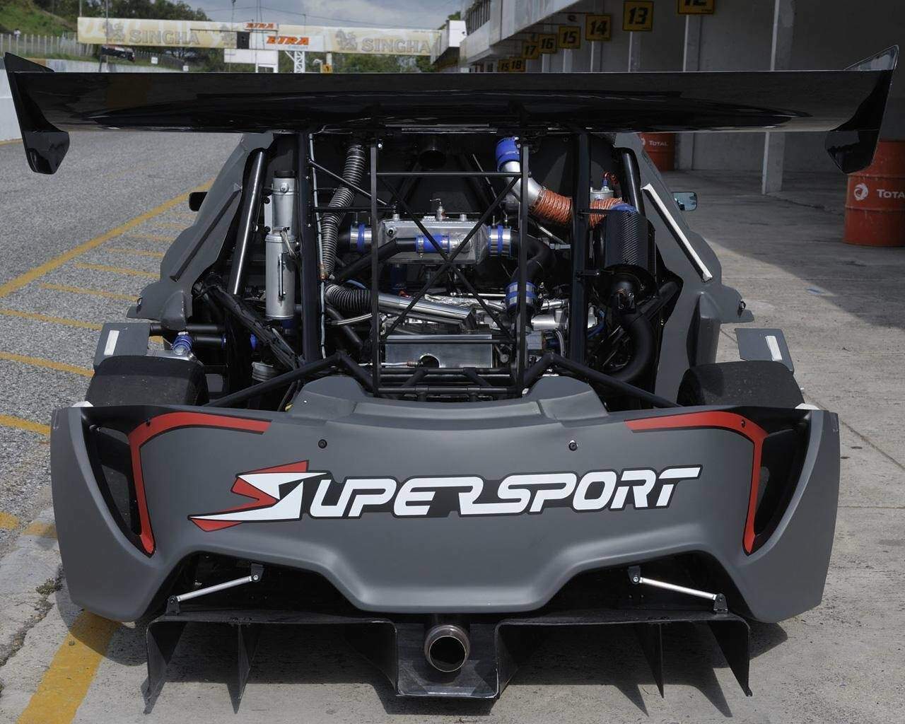 999Motorsports Supersport (2011),  ajouté par fox58