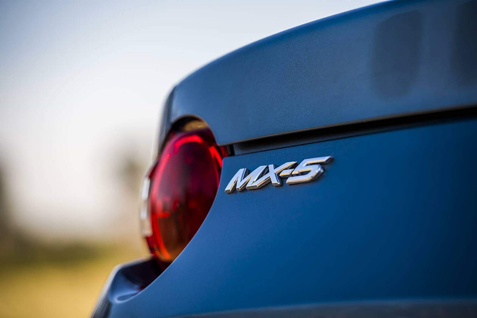 Mazda MX-5 IV 1.5 SkyActiv-G 130 (ND) « Arctic » (2017),  ajouté par fox58