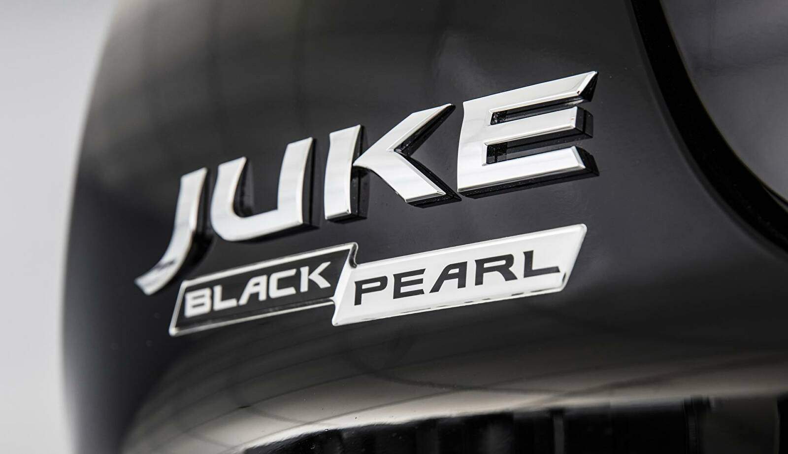 Nissan Juke 1.6 DIG-T 190 « Black Pearl Edition » (2017),  ajouté par fox58