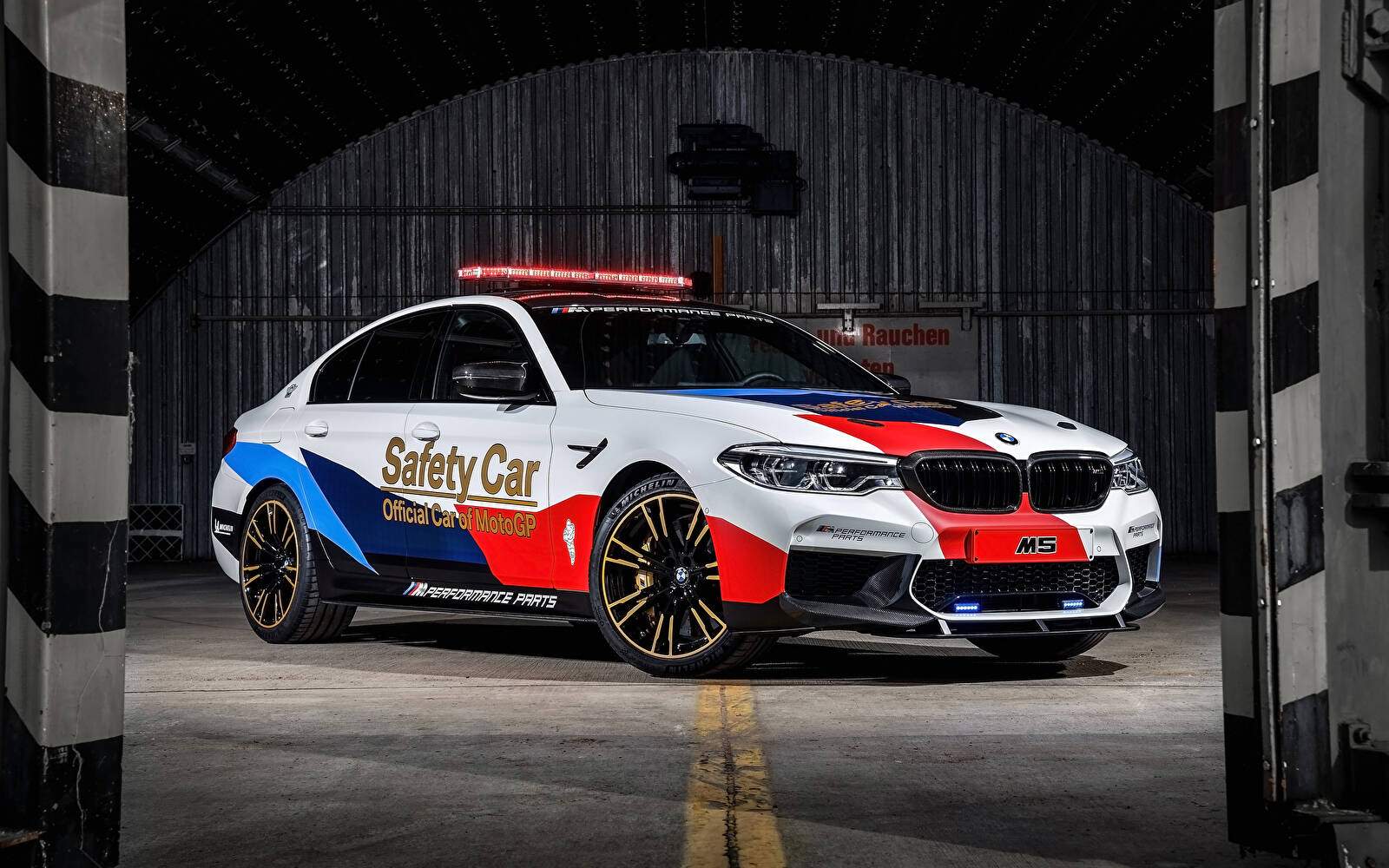 BMW M5 (F90) « MotoGP Safety Car » (2018),  ajouté par fox58