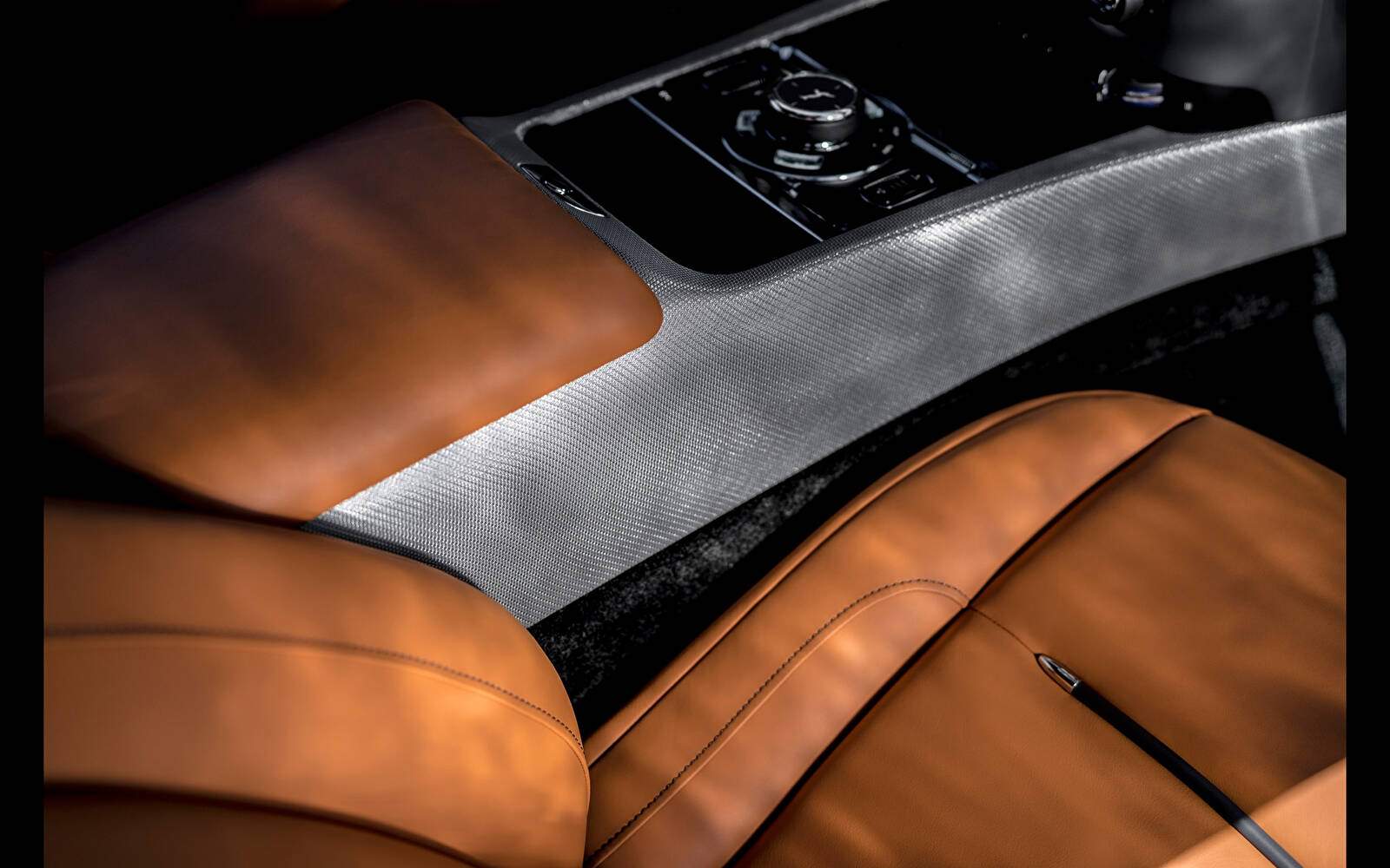 Rolls-Royce Wraith « Luminary Collection » (2018),  ajouté par fox58