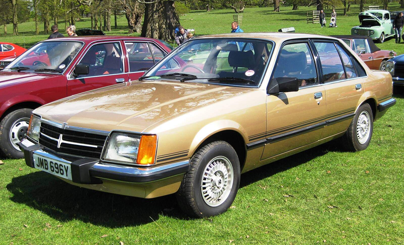 Vauxhall Viceroy 2.5 (1980-1982),  ajouté par fox58