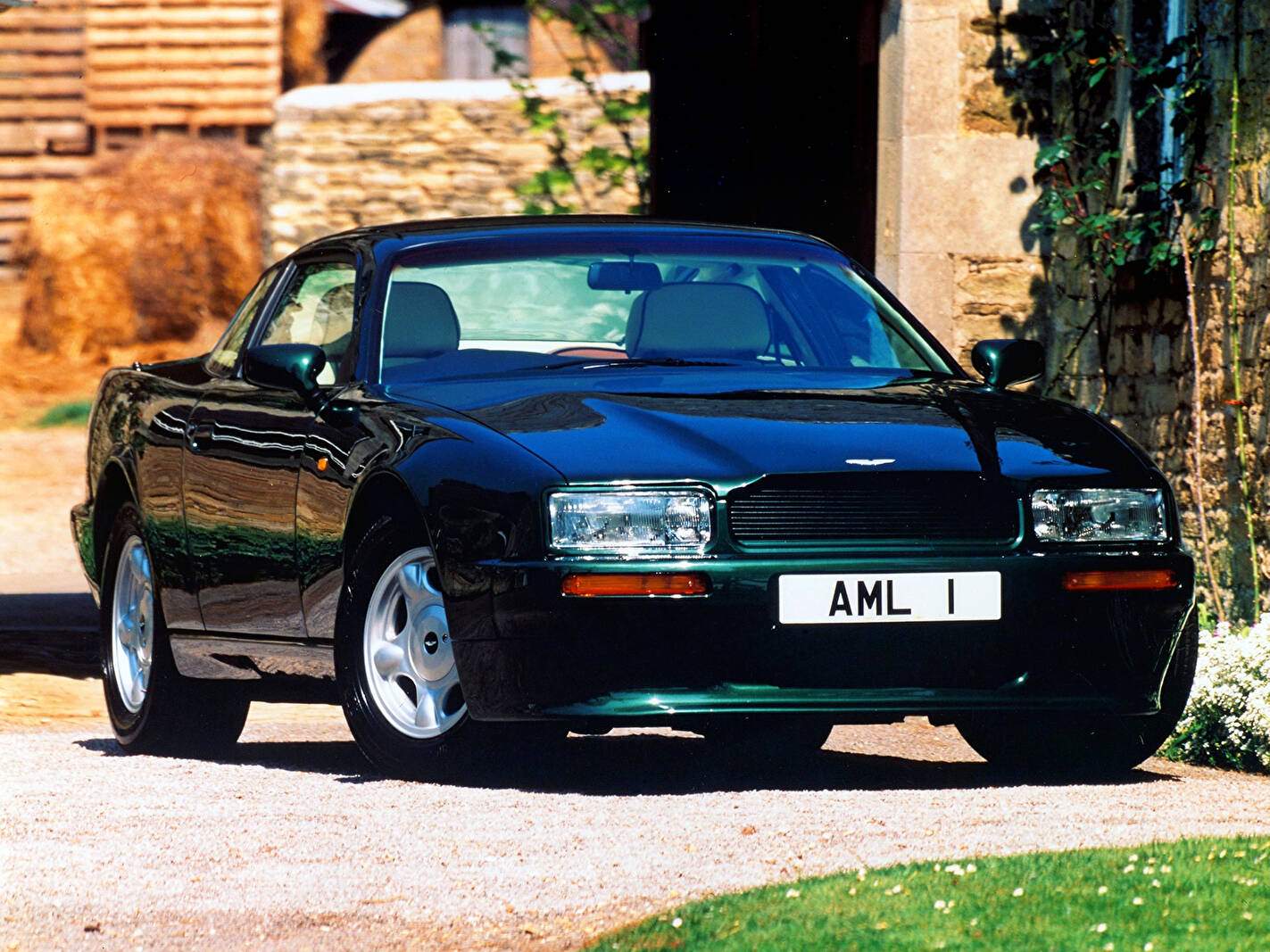 Aston Martin Virage (1989-1994),  ajouté par fox58