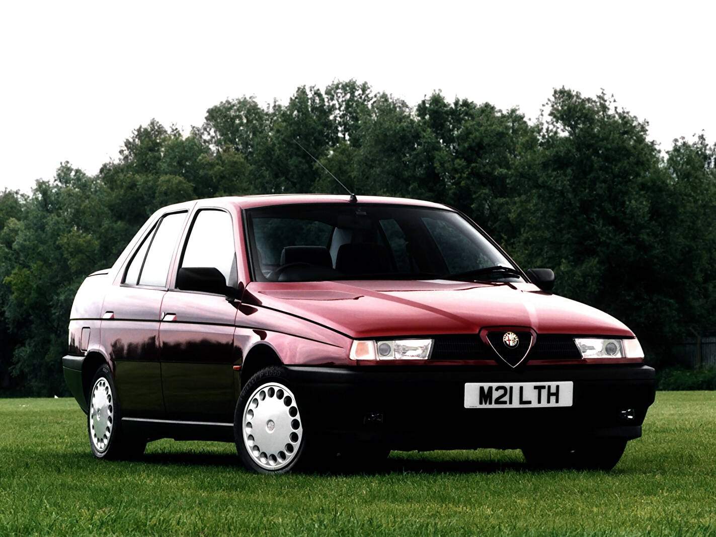 Alfa Romeo 155 2.5 V6 (1992-1996),  ajouté par fox58