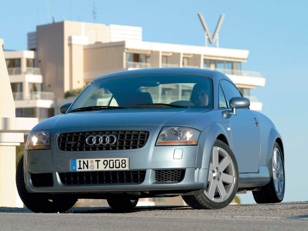 Audi TT 1.8T 150 (8N) (2003-2006),  ajouté par fox58