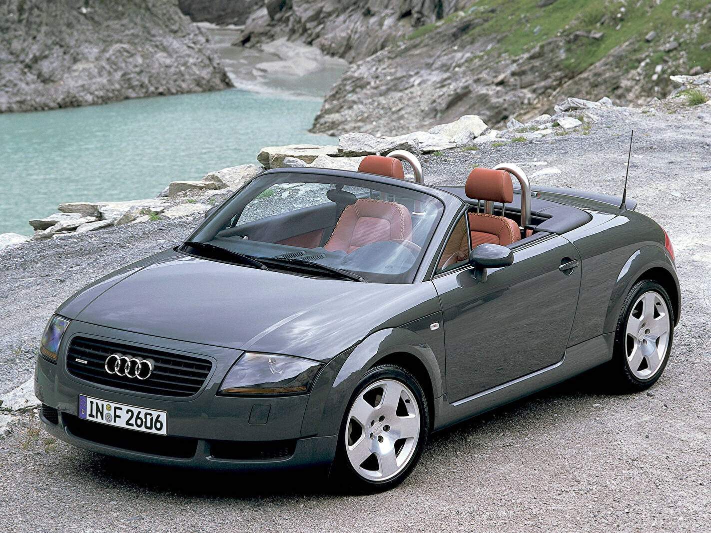 Audi TT Roadster 1.8T 150 (8N) (2001-2006),  ajouté par fox58