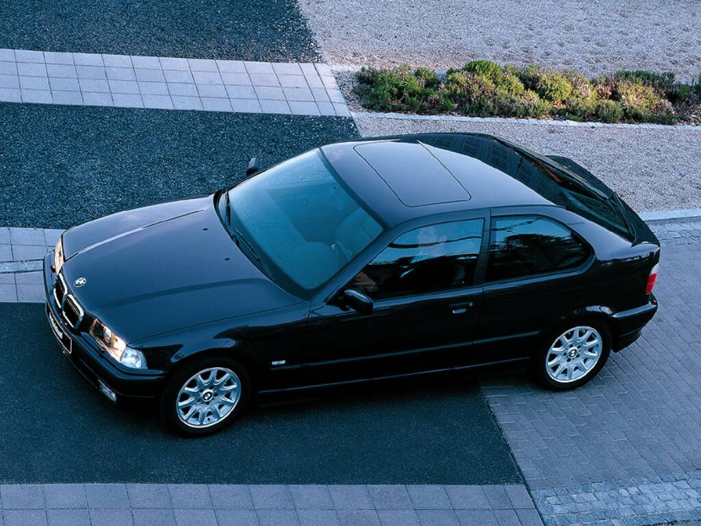 BMW 323ti Compact (E36-5) (1998-2001),  ajouté par fox58