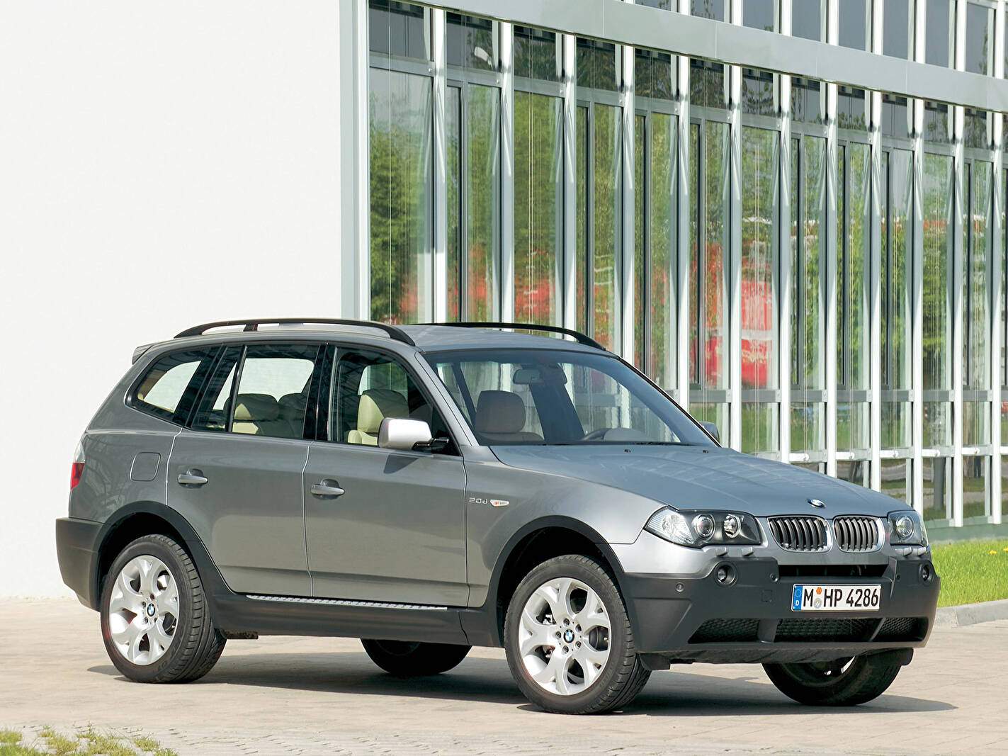 BMW X3 2.0d (E83) (2004-2007),  ajouté par fox58