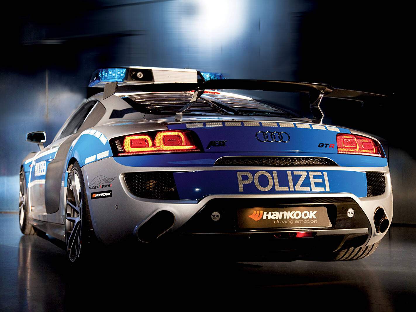 Abt Sportsline R8 GTR Polizei "Tune it! Safe!" Concept (2011),  ajouté par fox58