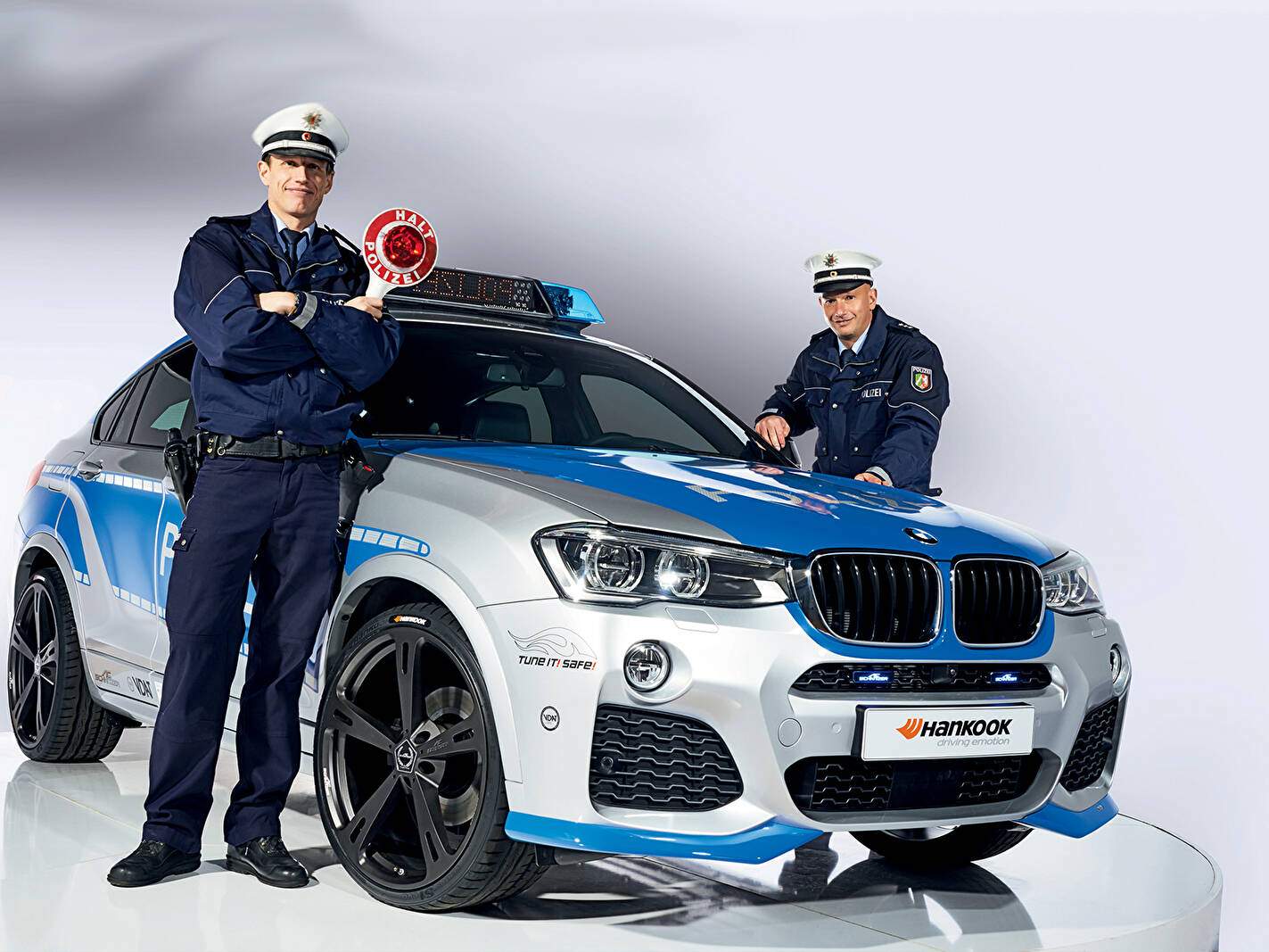 AC Schnitzer ACS4 Polizei "Tune it! Safe!" Concept (2014),  ajouté par fox58