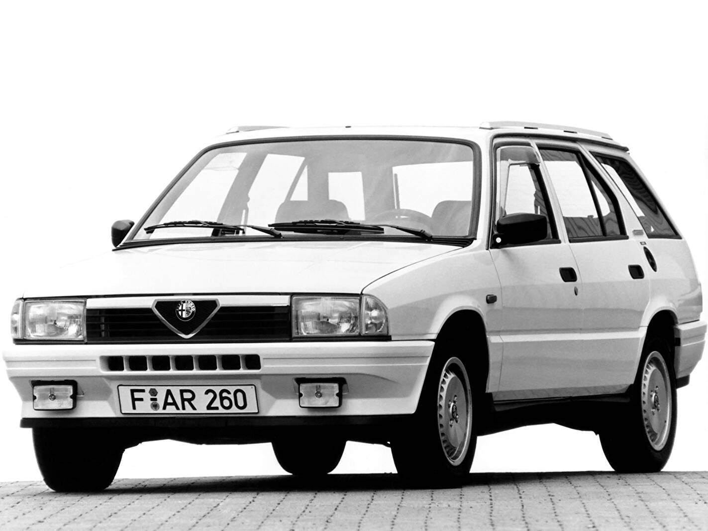 Alfa Romeo 33 Sport Wagon 1.7 (1990-1995),  ajouté par fox58