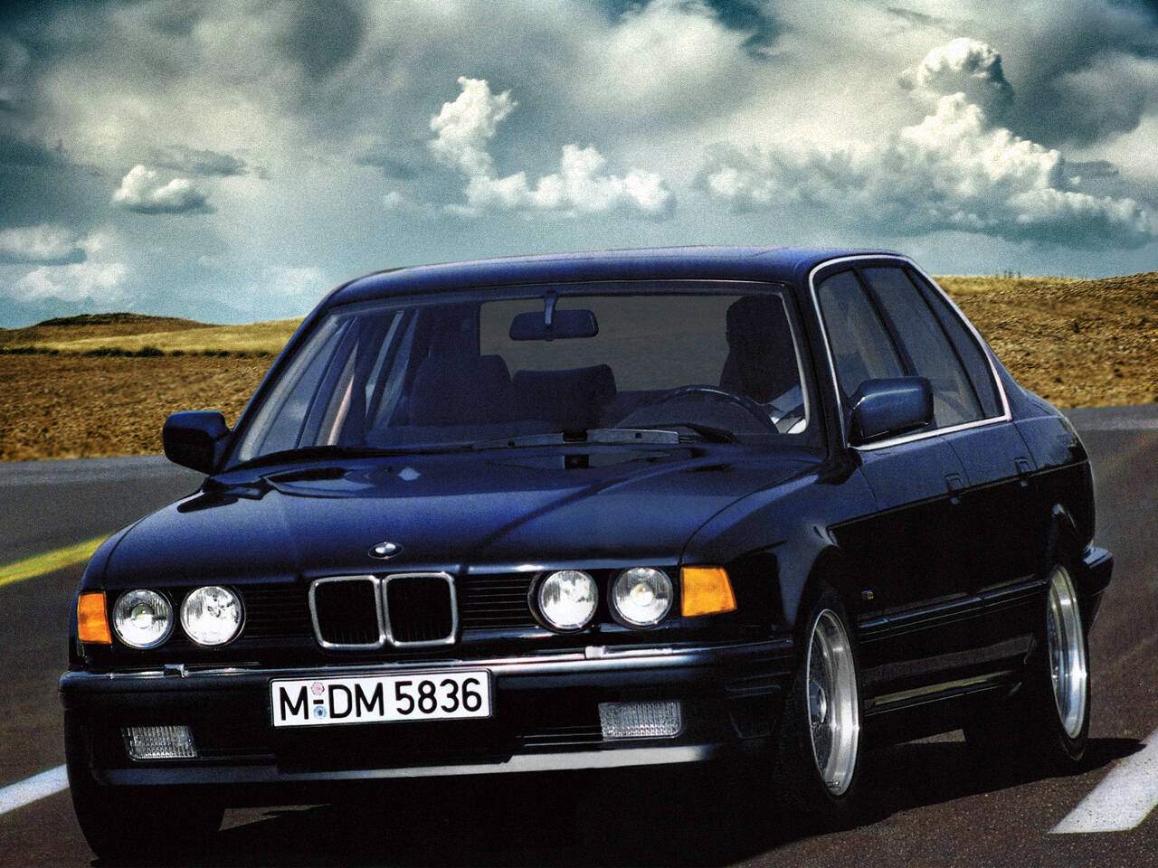 BMW 735i (E32) (1987-1988),  ajouté par fox58