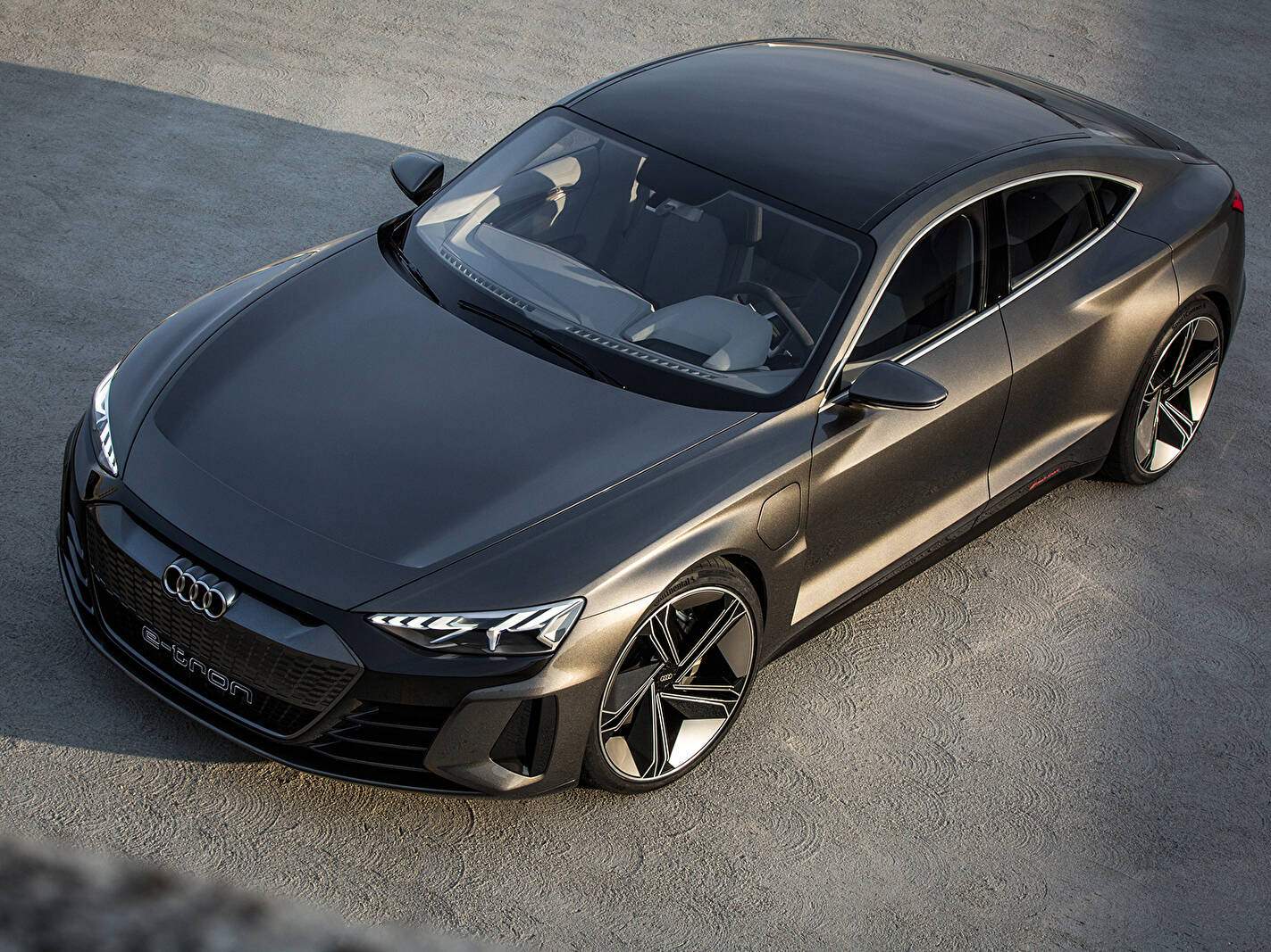 Audi e-tron GT Concept (2018),  ajouté par fox58