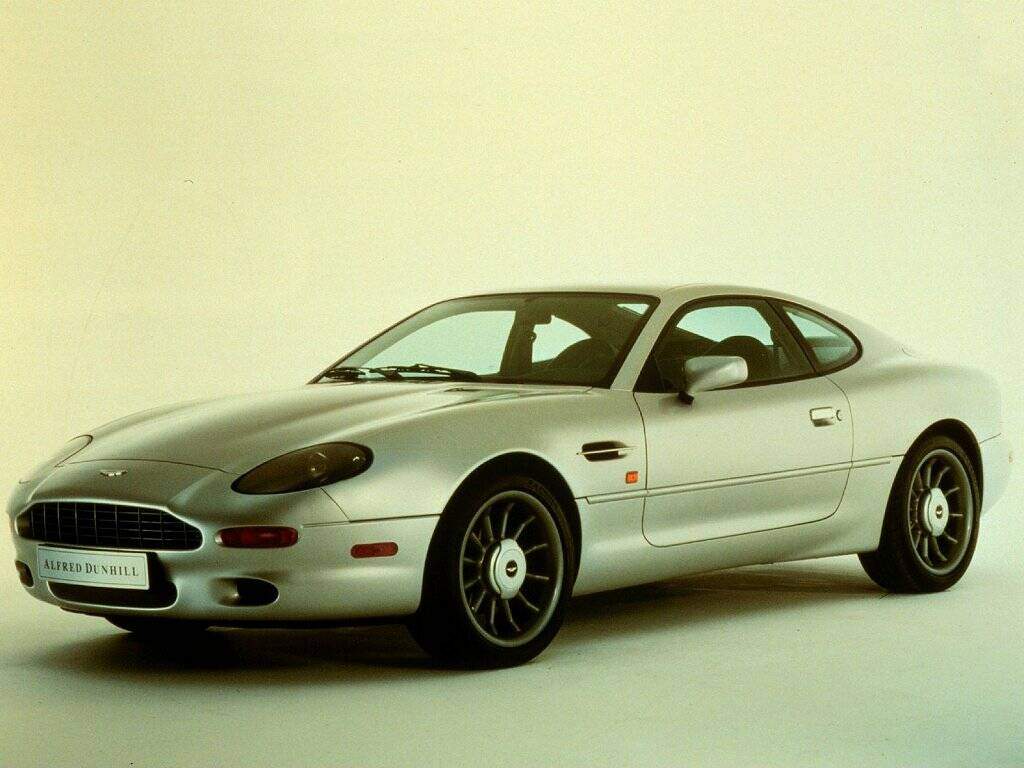 Aston Martin DB7 « Alfred Dunhill Edition » (1998),  ajouté par fox58