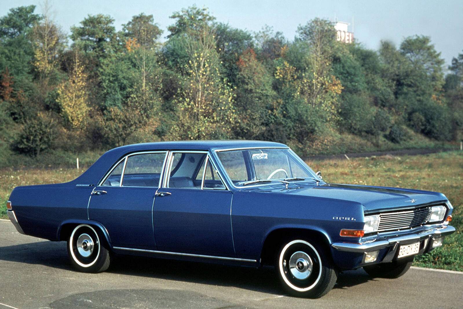 Opel Kapitän A 2800 S (1965-1968),  ajouté par fox58