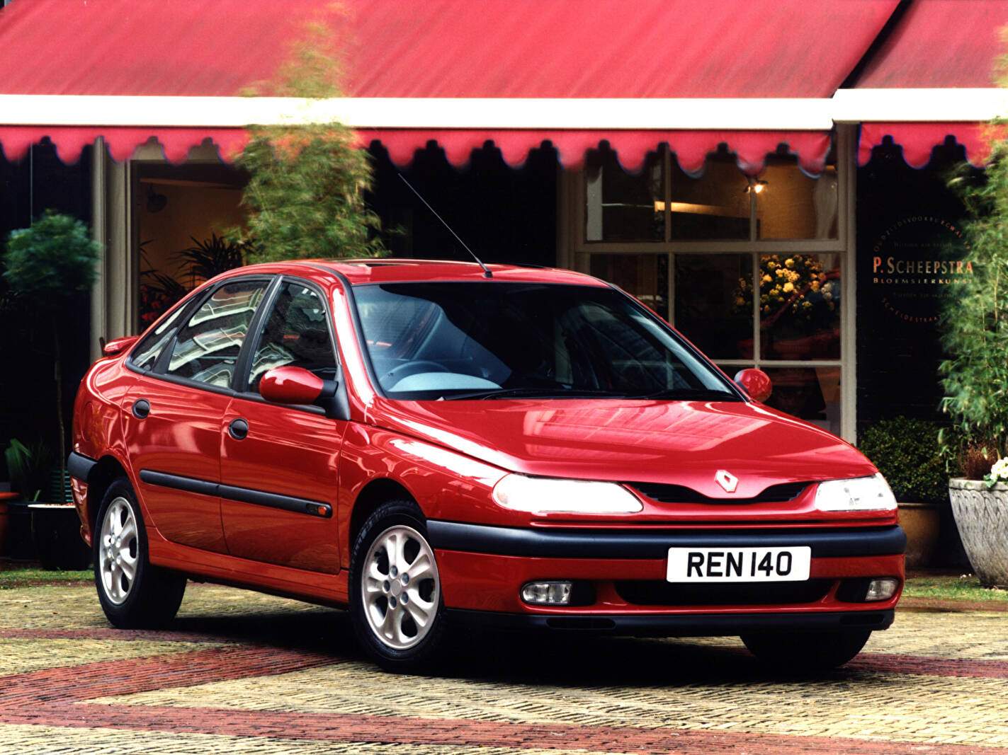 Renault Laguna 2.0 S RTI (1995-2001),  ajouté par fox58