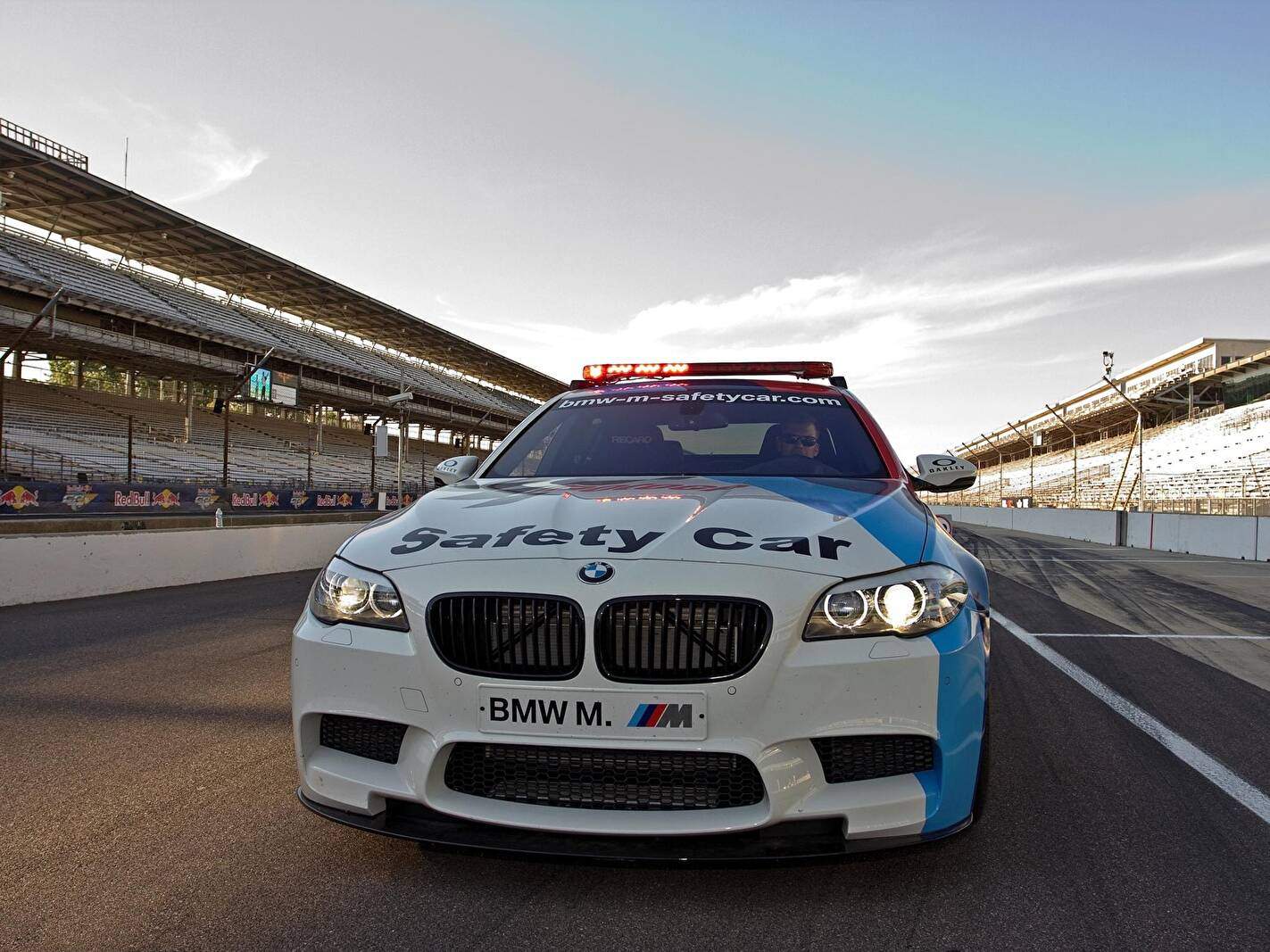 BMW M5 (F10) « MotoGP Safety Car » (2011-2013),  ajouté par fox58