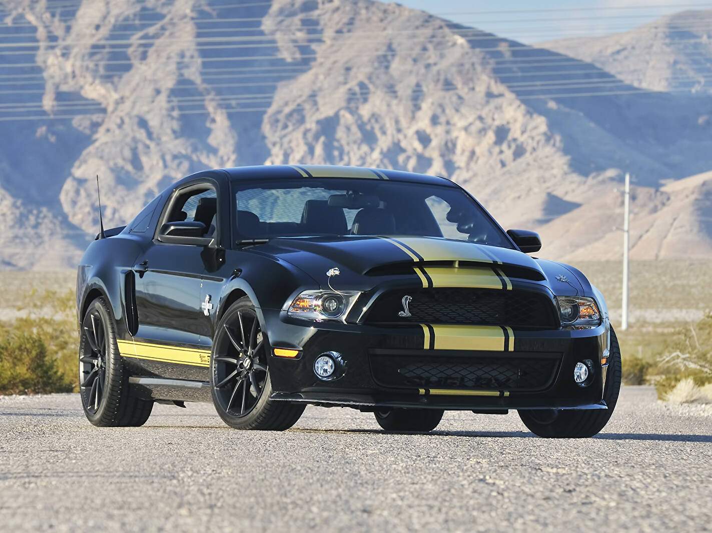 Shelby Mustang II GT500 Super Snake « 50th Anniversary » (2012),  ajouté par fox58