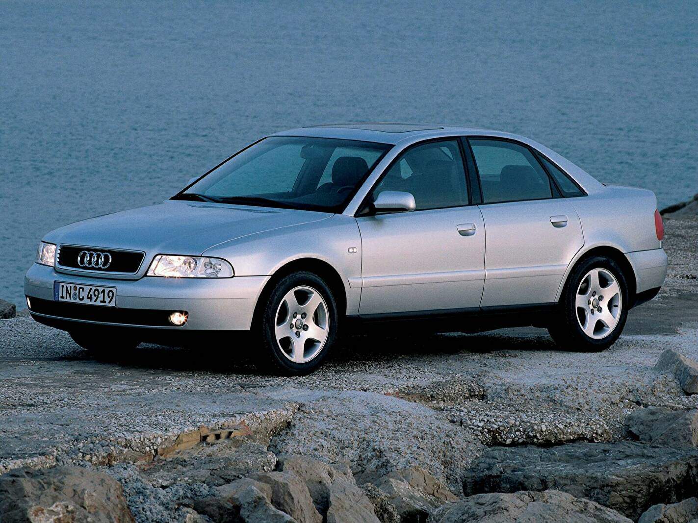 Audi A4 1.8T 180 (B5) (1997-2001),  ajouté par fox58