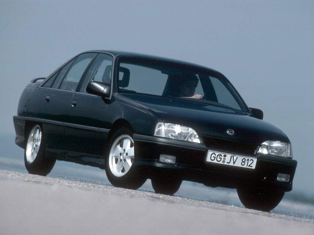 Opel Omega 3.0 24v (A) (1988-1993),  ajouté par fox58