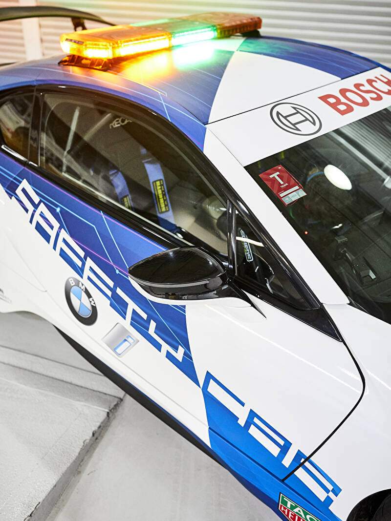 BMW i8 (I16) « Formula E Safety Car » (2019),  ajouté par fox58