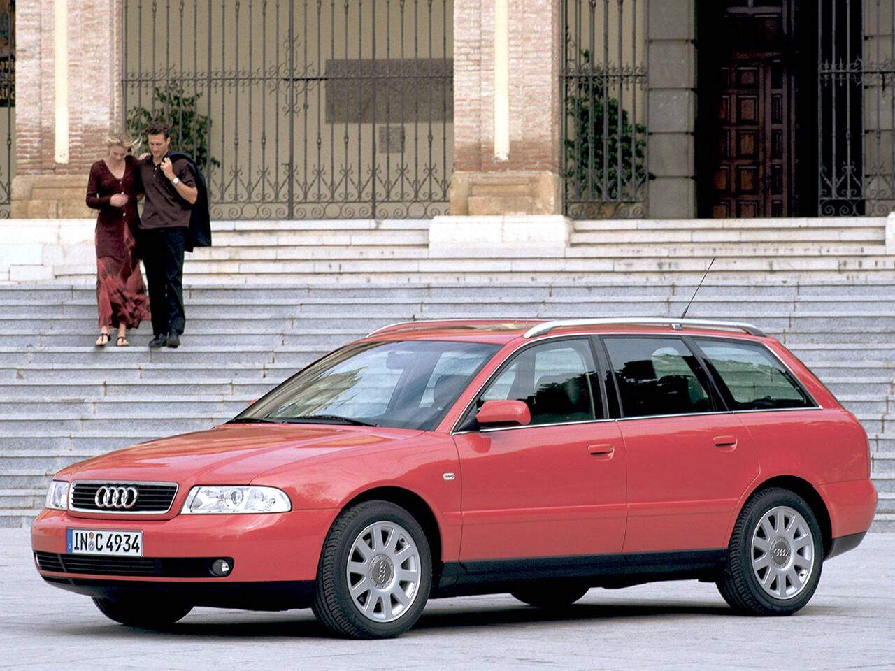 Audi A4 Avant 1.9 TDI 115 (B5) (1999-2001),  ajouté par fox58