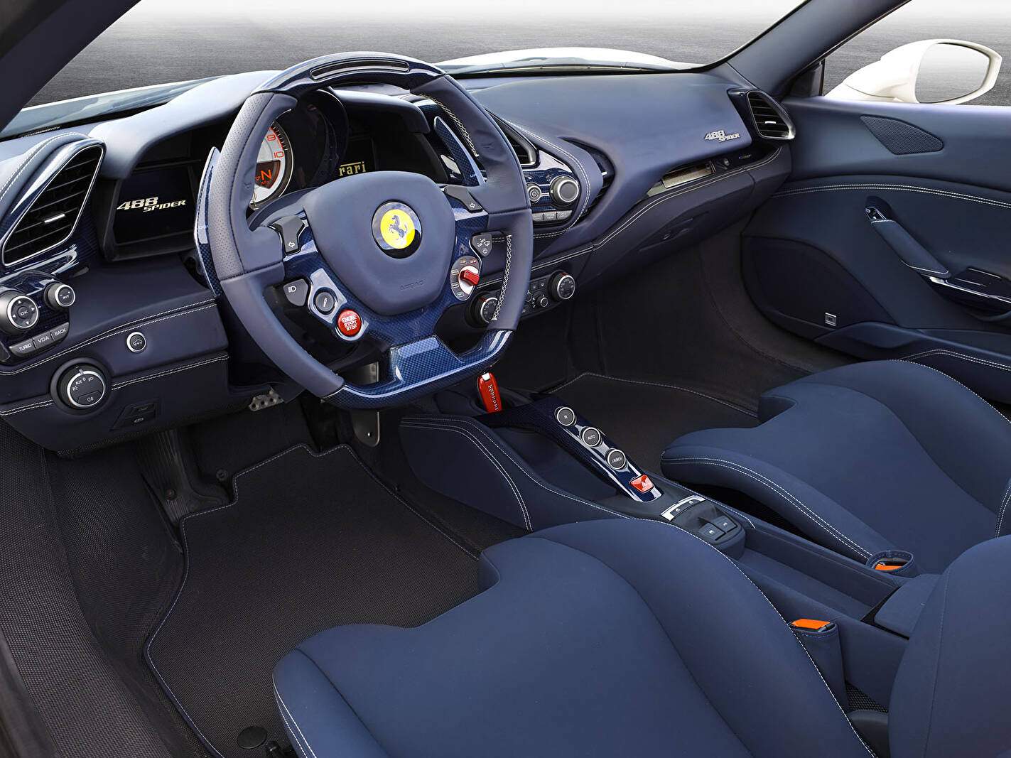 Ferrari 488 Spider « The White Spider » (2017),  ajouté par fox58