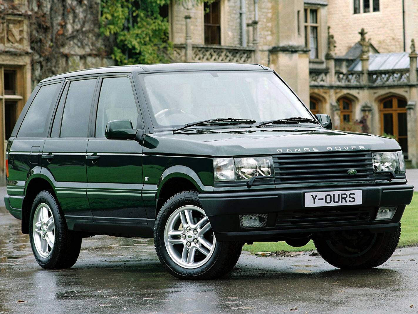 Land Rover Range Rover II 4.6 V8 « 30th Anniversary » (2000-2001),  ajouté par fox58