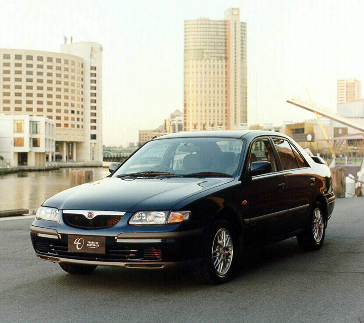 Mazda 626 V Sedan 2.0 115 (GF) « 40th Anniversary » (1999),  ajouté par fox58