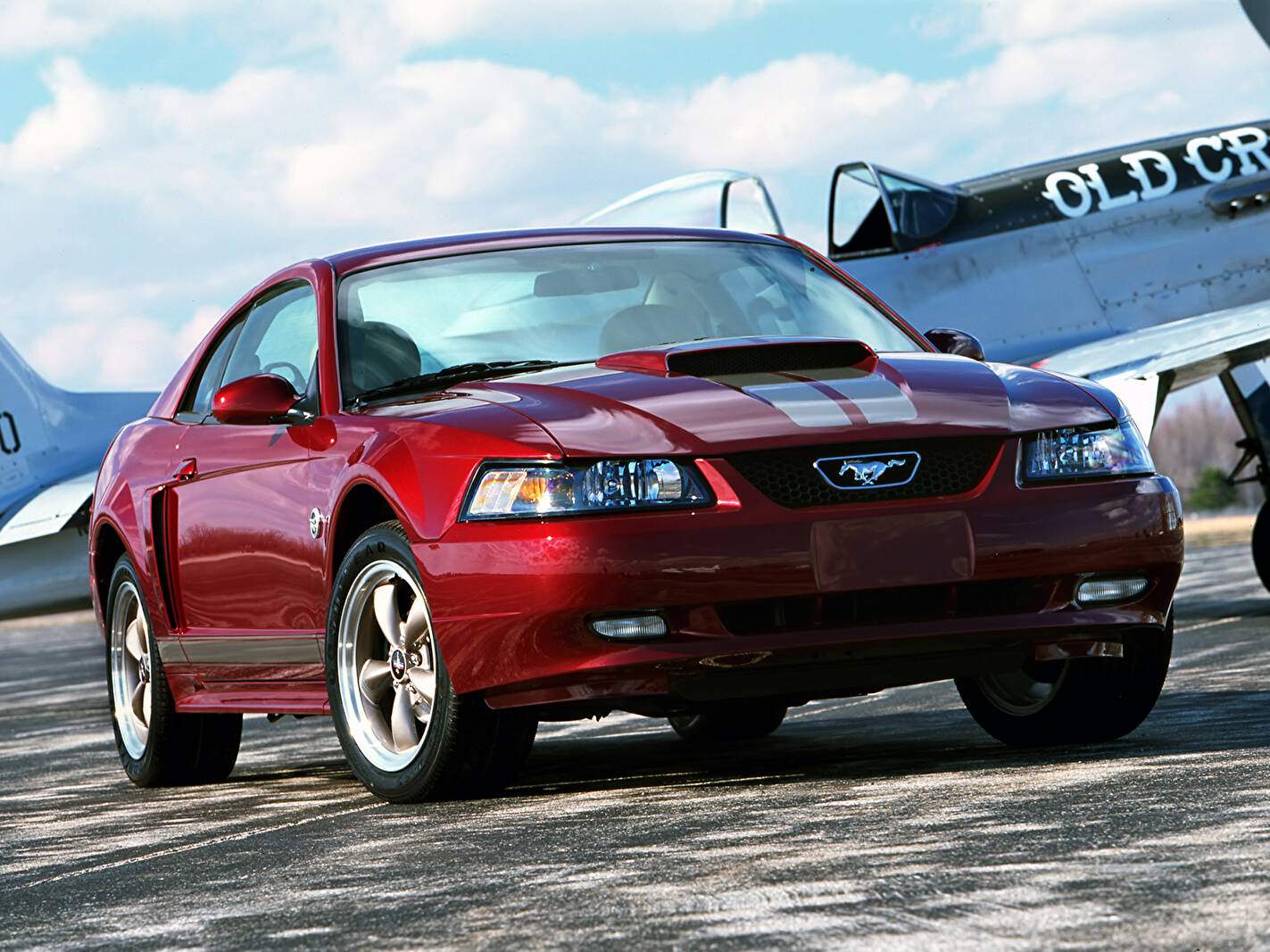 Ford Mustang IV GT « 40th Anniversary » (2004),  ajouté par fox58