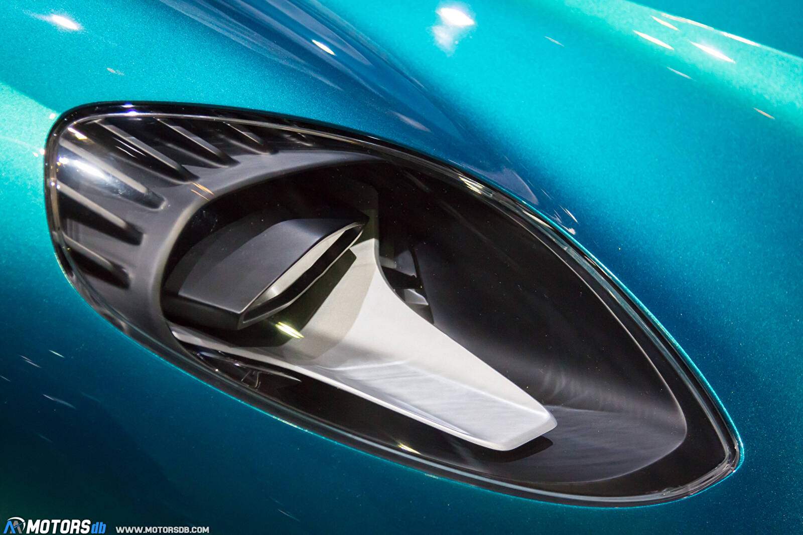 Aston Martin Vanquish Vision Concept (2019),  ajouté par Raptor