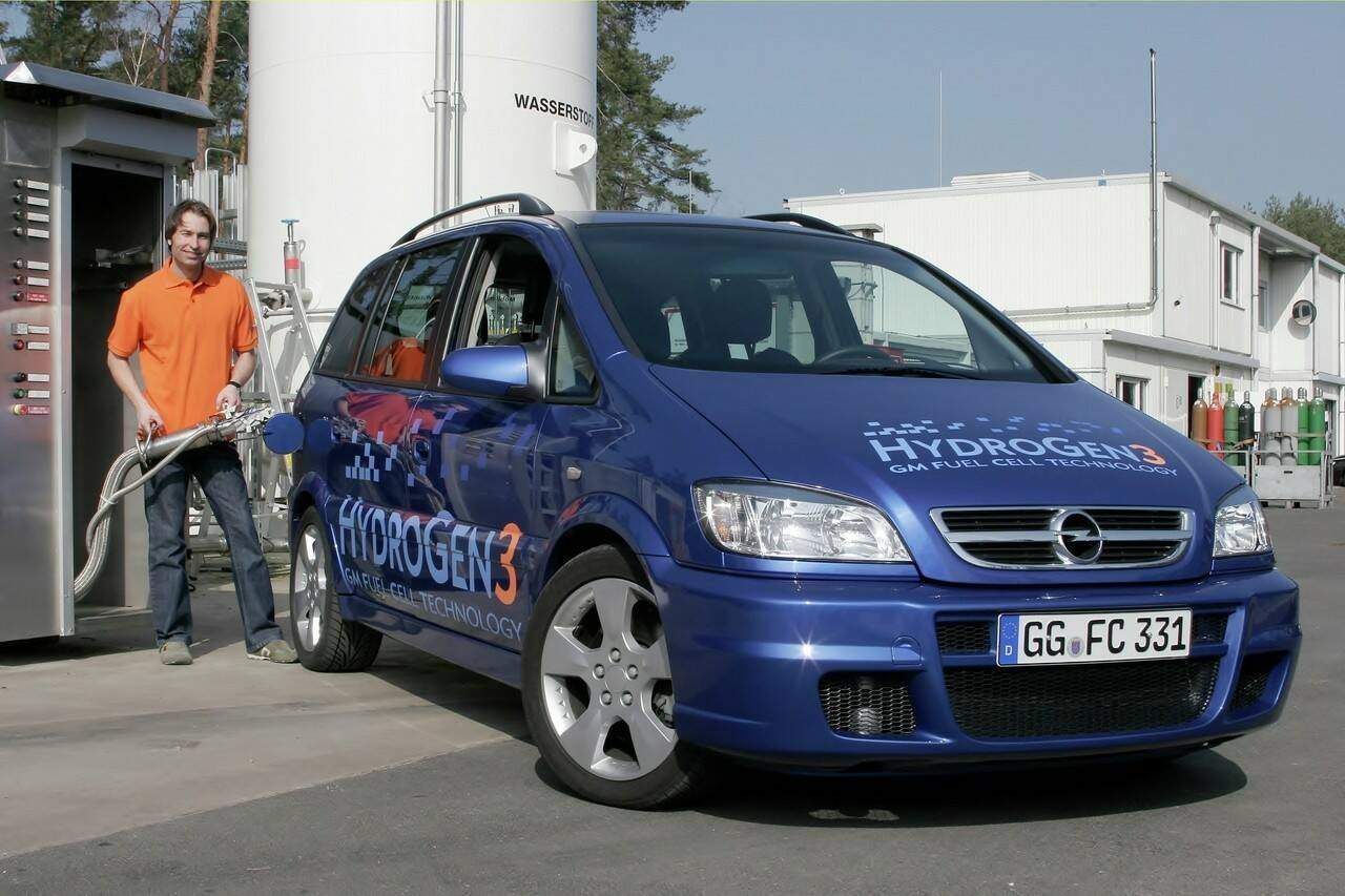 Opel Zafira HydroGen 3 Prototype (2003),  ajouté par fox58