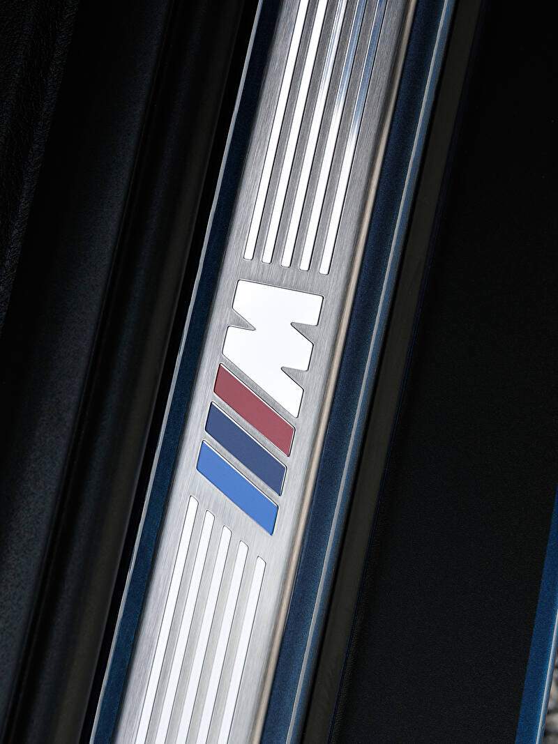 BMW X5 M (E70) (2009-2013),  ajouté par fox58